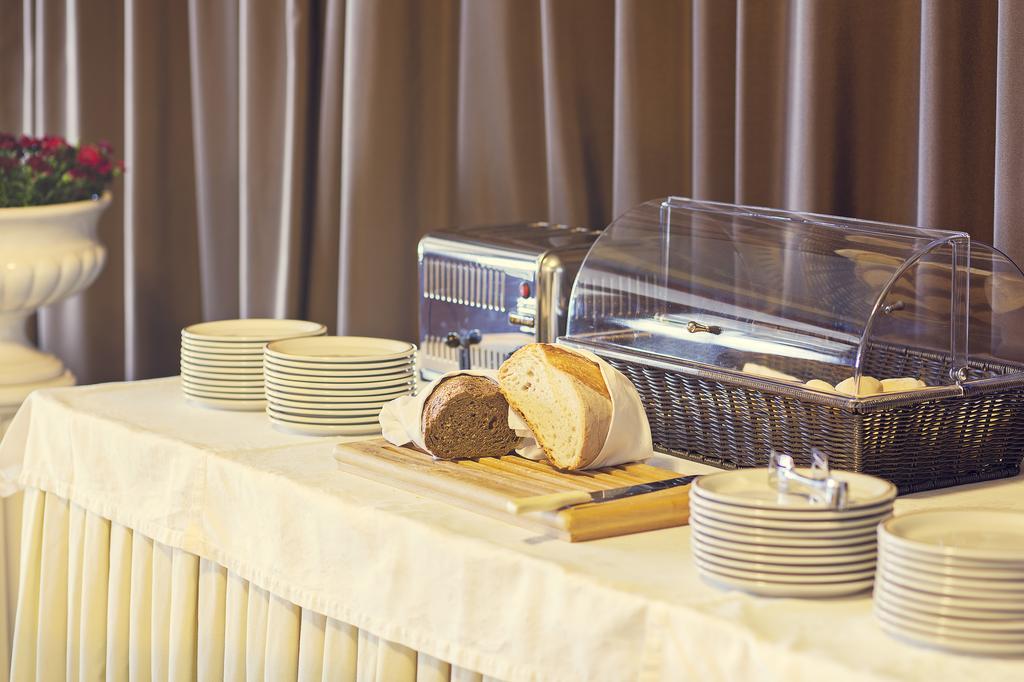 Tre Laghi Hotel Nebbiuno Екстериор снимка