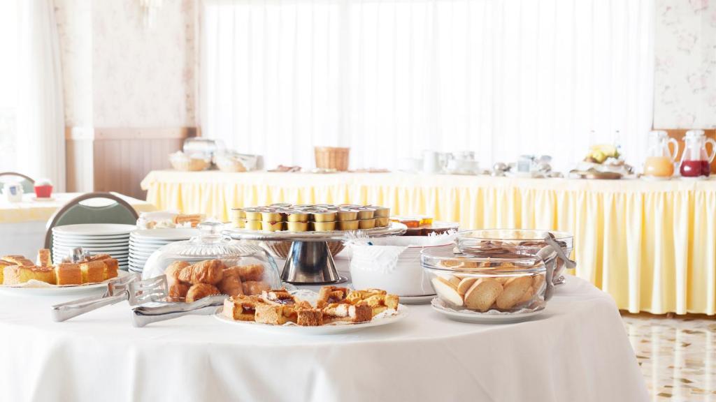 Tre Laghi Hotel Nebbiuno Екстериор снимка