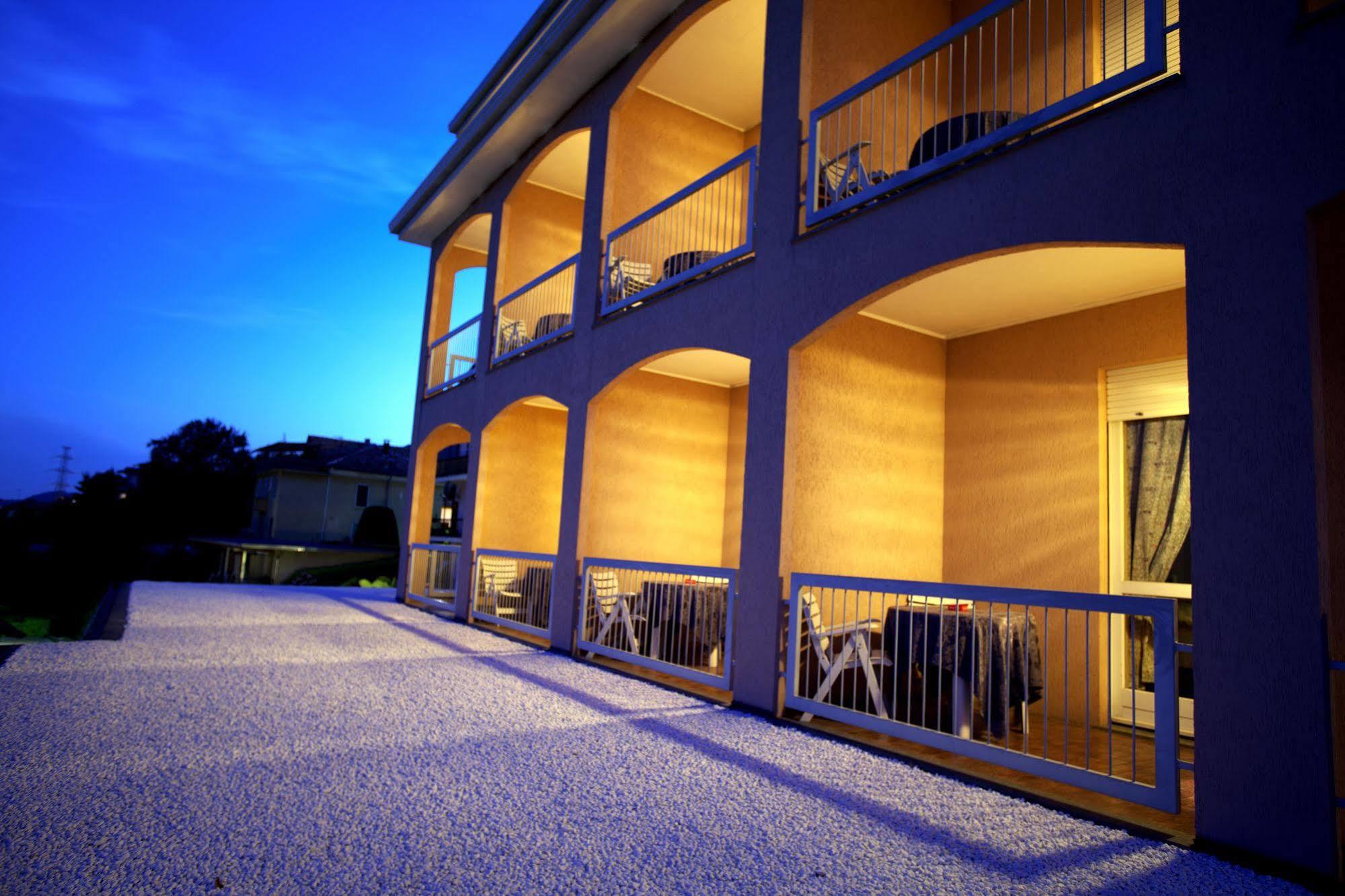 Tre Laghi Hotel Nebbiuno Екстериор снимка