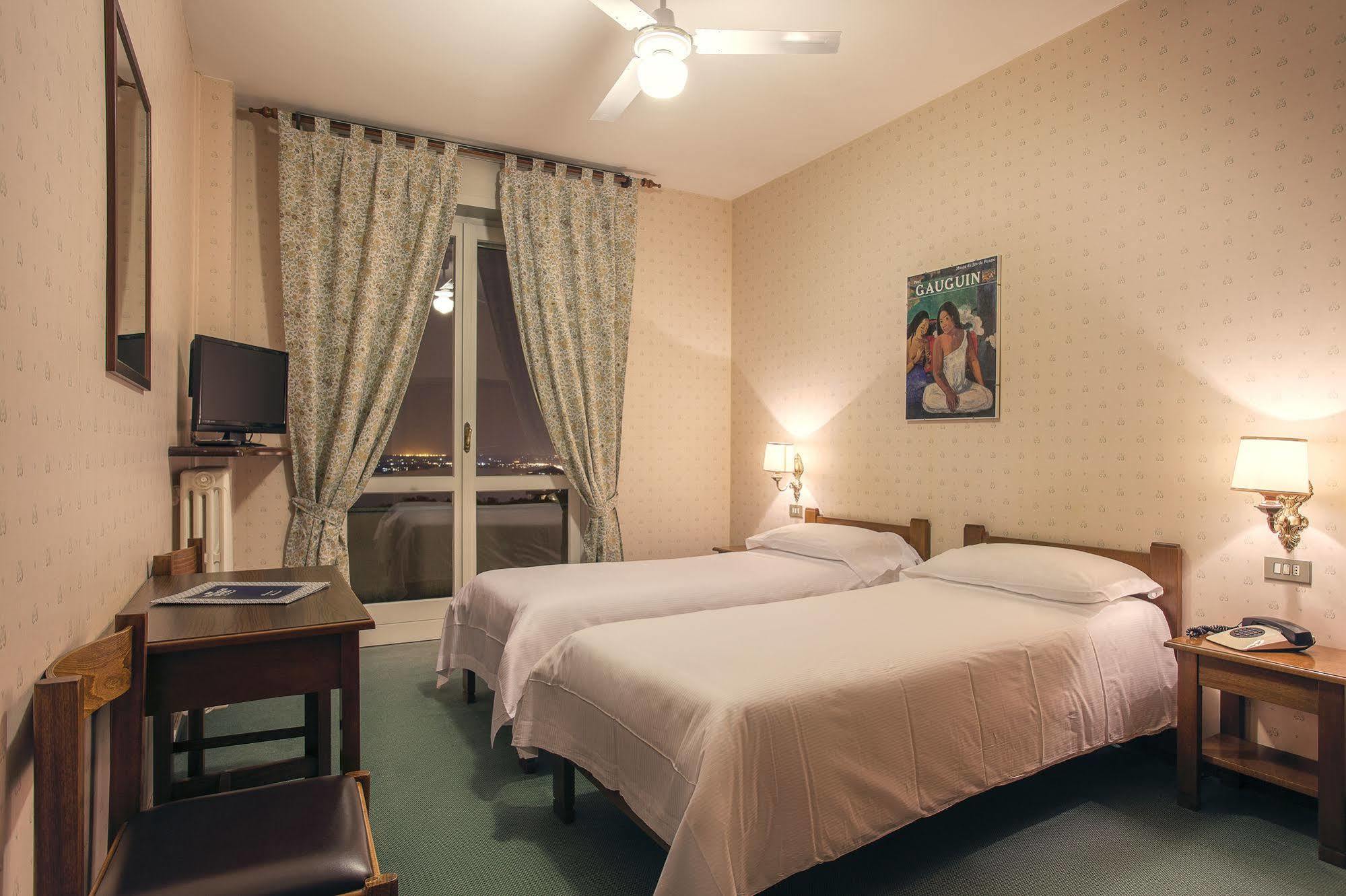 Tre Laghi Hotel Nebbiuno Екстериор снимка
