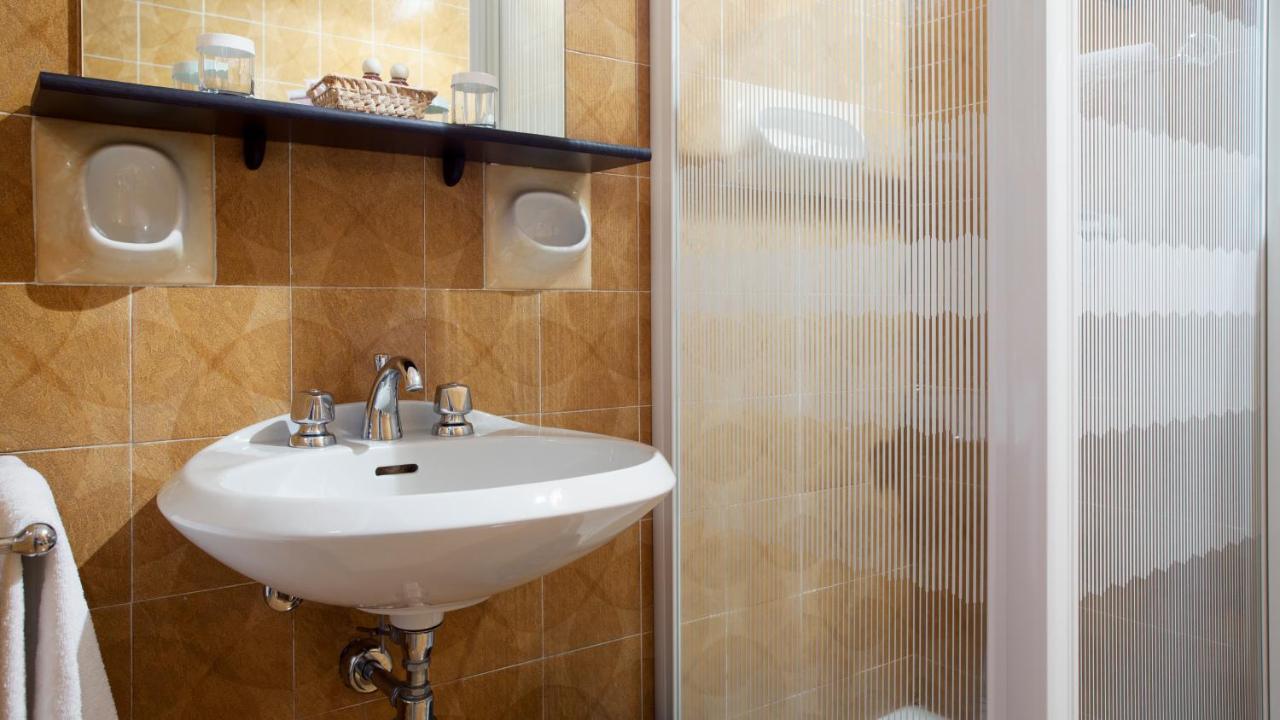 Tre Laghi Hotel Nebbiuno Екстериор снимка